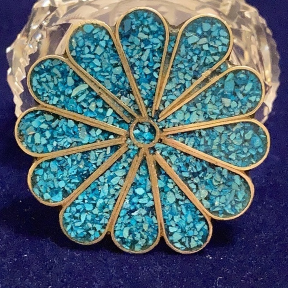 Alpaca Mexico inlaid turquoise flower pin